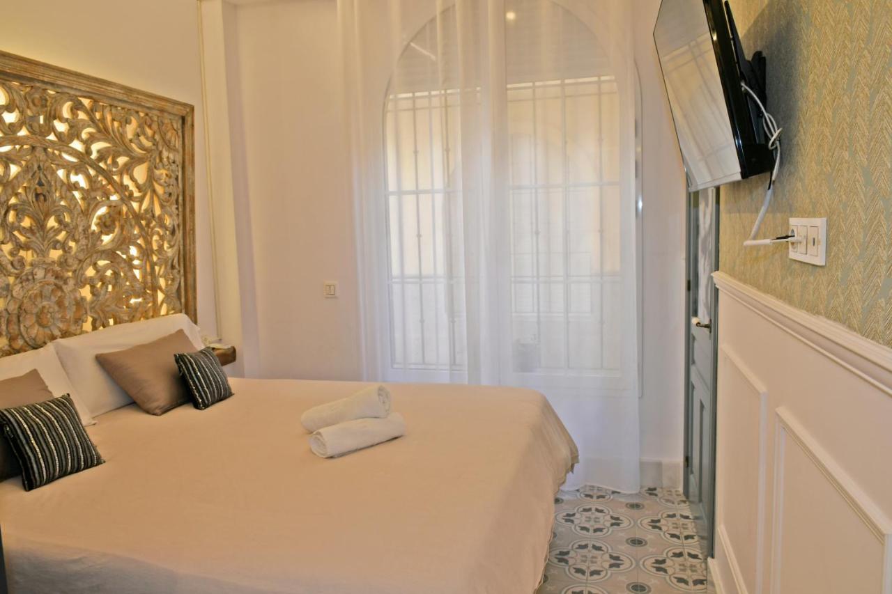 Apartamentos La Puerta Azul 5 El Bajondillo Torremolinos Exterior foto